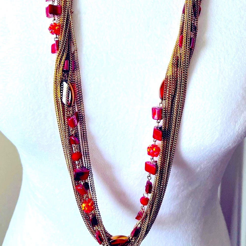 •Beautiful Boho Layered Necklace - Gold & Red